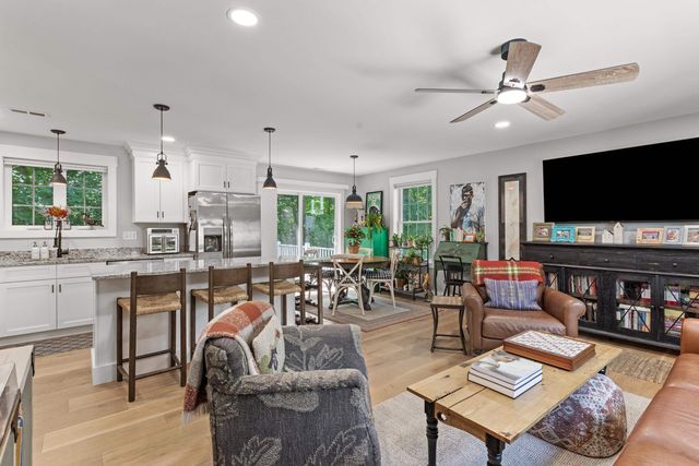 25 Gay Avenue, Hillsborough, NH 03244