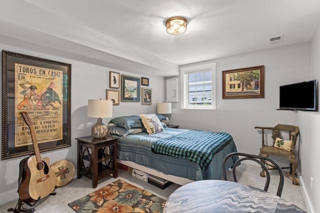 25 Gay Avenue, Hillsborough, NH 03244