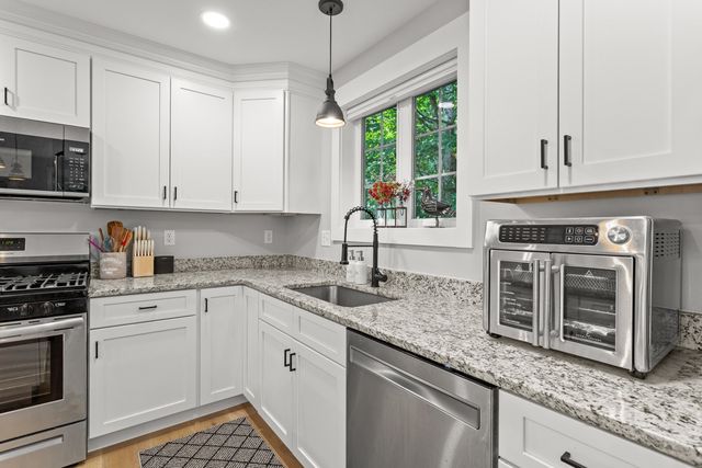 25 Gay Avenue, Hillsborough, NH 03244