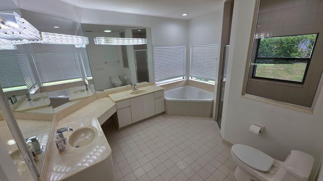 6118 CREEKSIDE Trail, Jupiter, FL 33458