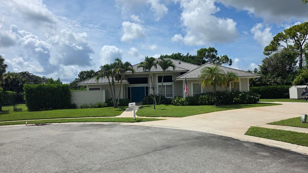 6118 CREEKSIDE Trail, Jupiter, FL 33458