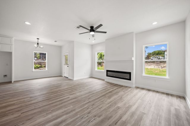 3005 Hanna Avenue, Fort Worth, TX 76106