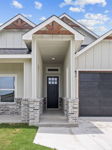 3005 Hanna Avenue, Fort Worth, TX 76106