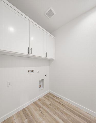 3005 Hanna Avenue, Fort Worth, TX 76106