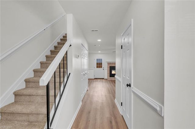 1916 Millpoint LN, Virginia Beach, VA 23456