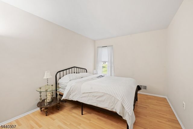 3309 Robinson Ct, Bridgewater Twp., NJ 08807