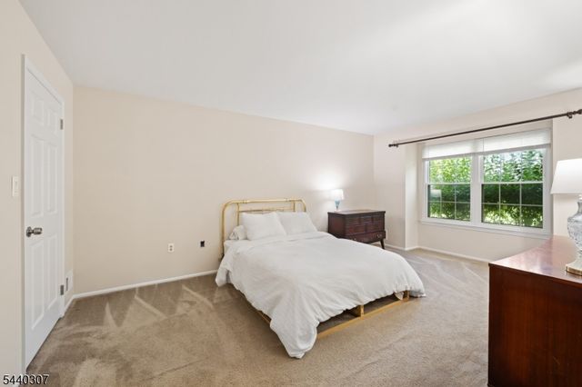 3309 Robinson Ct, Bridgewater Twp., NJ 08807