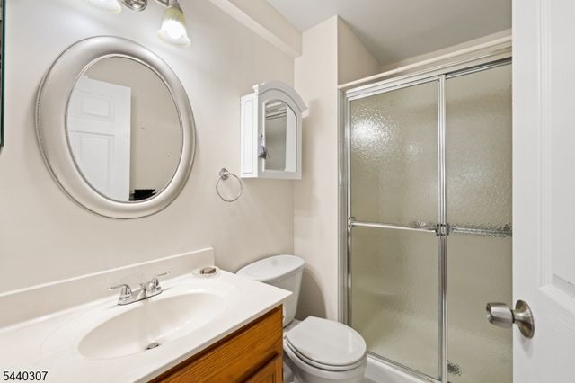 3309 Robinson Ct, Bridgewater Twp., NJ 08807