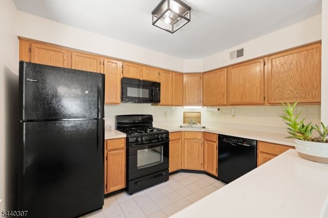 3309 Robinson Ct, Bridgewater Twp., NJ 08807