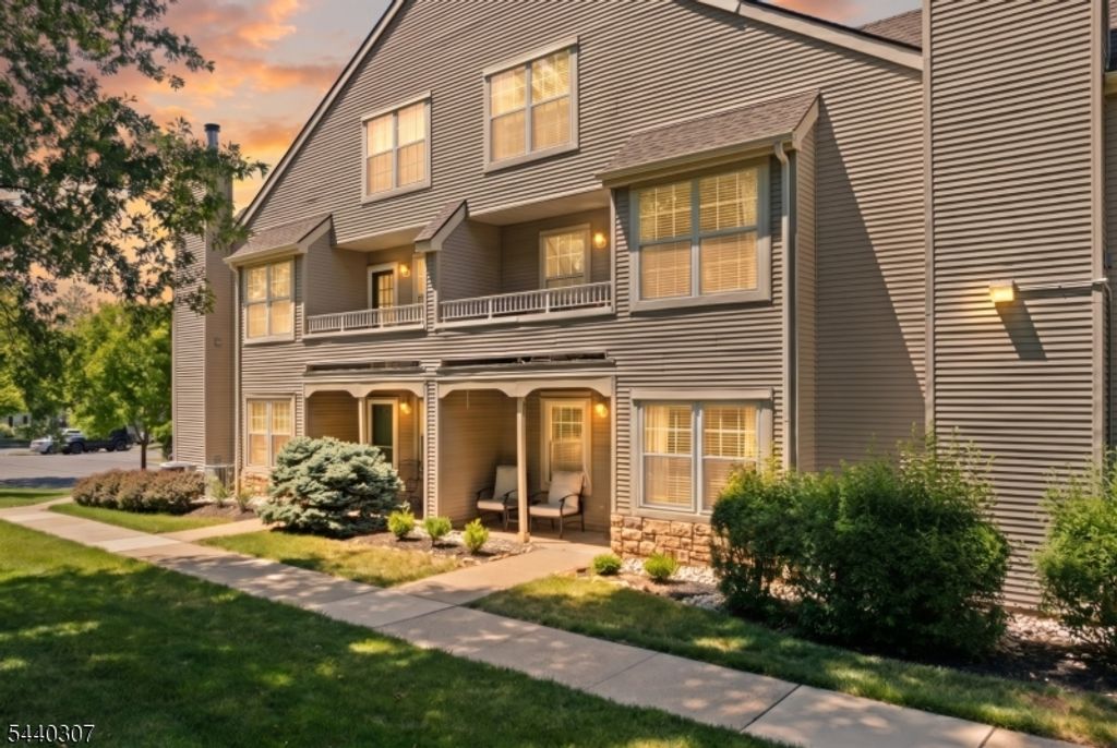 3309 Robinson Ct, Bridgewater Twp., NJ 08807