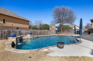 200 Lake Livingston DR, Georgetown, TX 78628