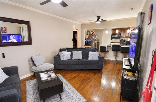 4941 Shawnee Drive, Kansas City, KS 66106