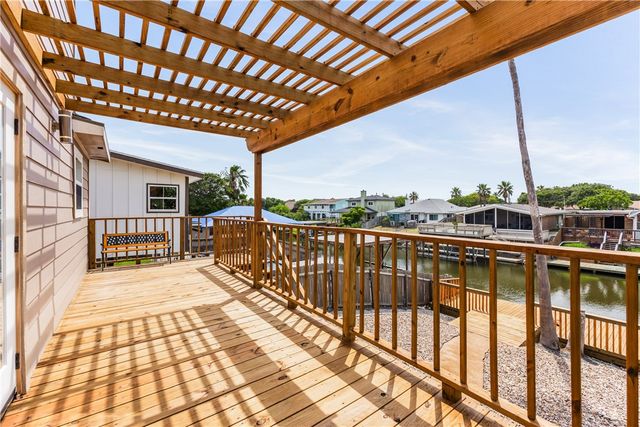 3222 Laguna Shores Road, Corpus Christi, TX 78418