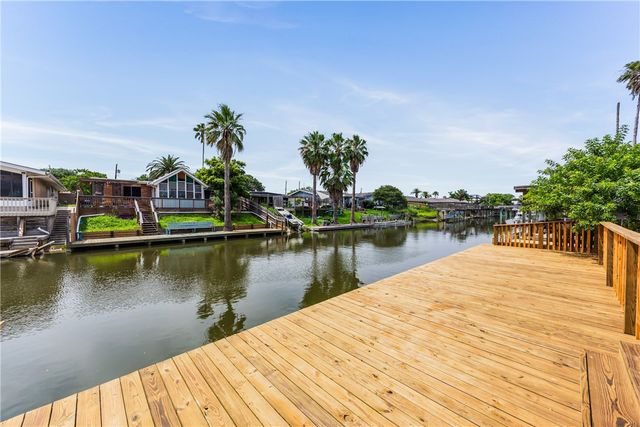 3222 Laguna Shores Road, Corpus Christi, TX 78418