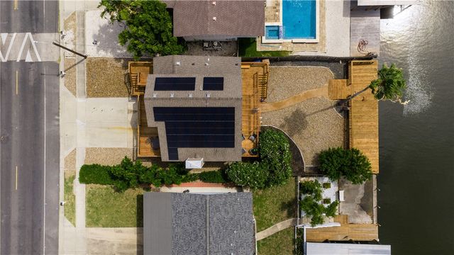 3222 Laguna Shores Road, Corpus Christi, TX 78418