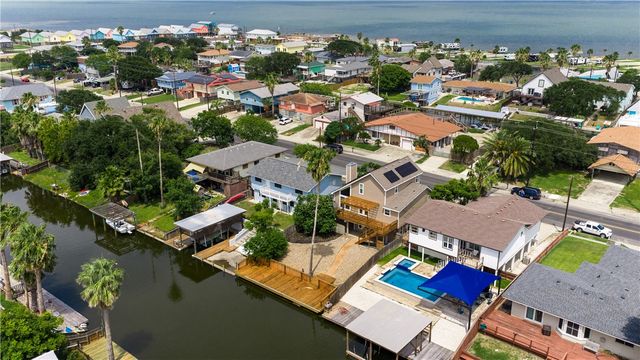 3222 Laguna Shores Road, Corpus Christi, TX 78418