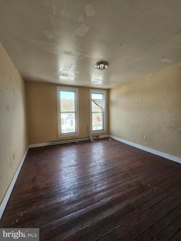 416-418 E MAHANOY AVE, Mahanoy City, PA 17948
