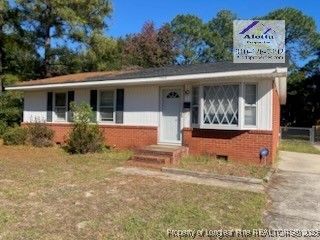 1933 Wayne Lane, Fayetteville, NC 28304