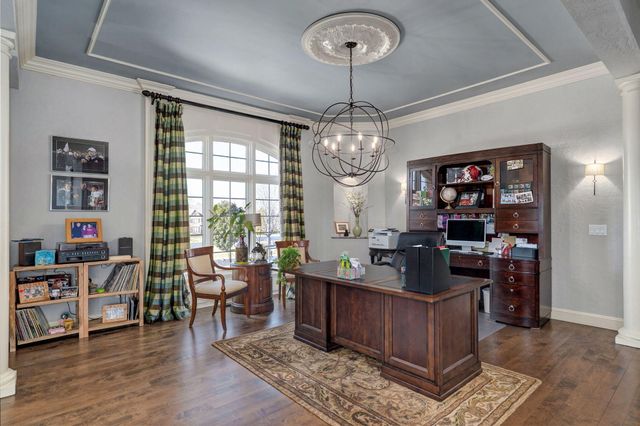 4552 E Spruce Drive, Springfield, MO 65809