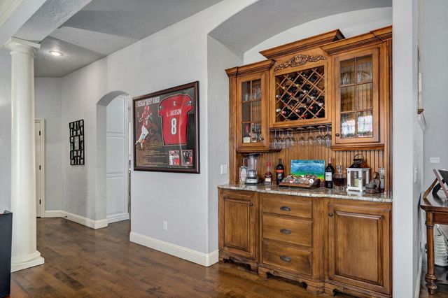 4552 E Spruce Drive, Springfield, MO 65809