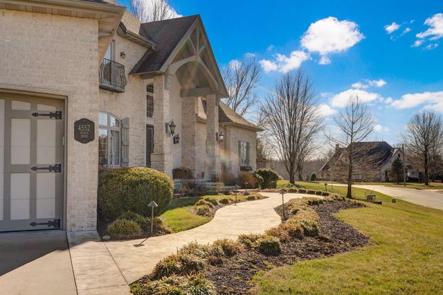 4552 E Spruce Drive, Springfield, MO 65809