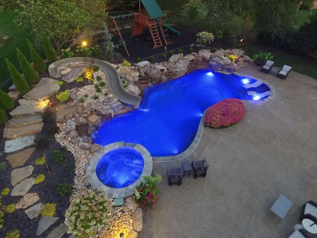 4552 E Spruce Drive, Springfield, MO 65809