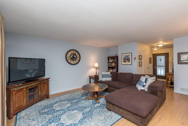 644 Watersedge Drive, Ann Arbor, MI 48105