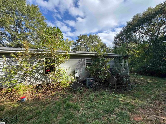 127 Ballentine Road, Easley, SC 29642