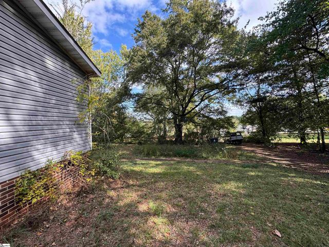 127 Ballentine Road, Easley, SC 29642