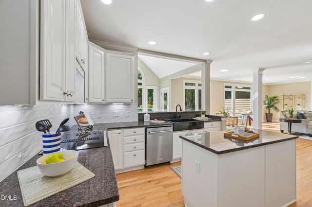 275 Hogans Valley Way, Cary, NC 27513
