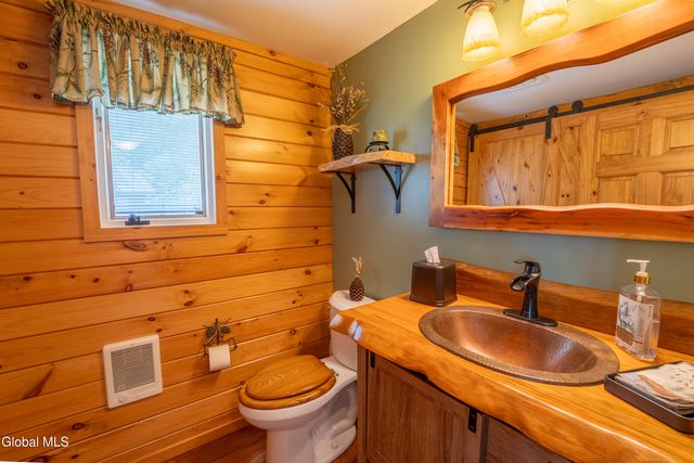 229 Houseman Street, Mayfield, NY 12117