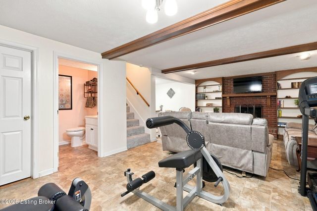2312 Old Hickory Rd, Louisville, KY 40299