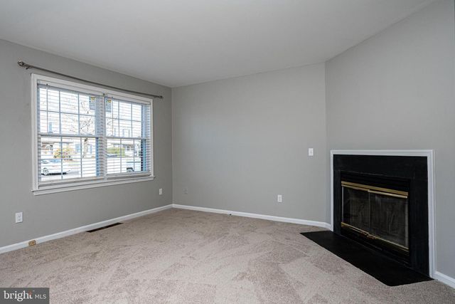 1146 VALLEY STREAM DR, Perkiomenville, PA 18074