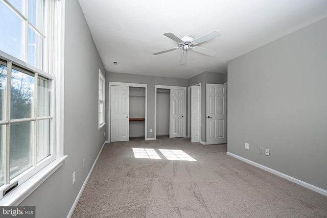 1146 VALLEY STREAM DR, Perkiomenville, PA 18074