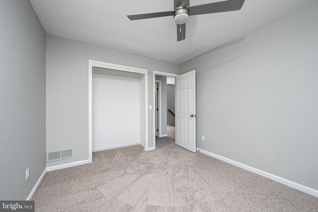 1146 VALLEY STREAM DR, Perkiomenville, PA 18074