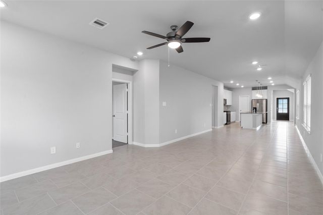 19572 Stripe Hill Bend, Montgomery, TX 77316