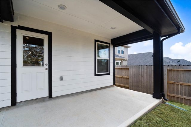 19572 Stripe Hill Bend, Montgomery, TX 77316