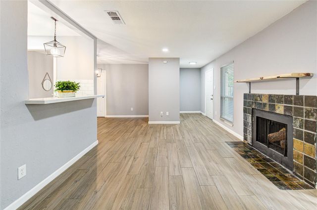 3929 Tanglewilde Street 3929, Houston, TX 77063