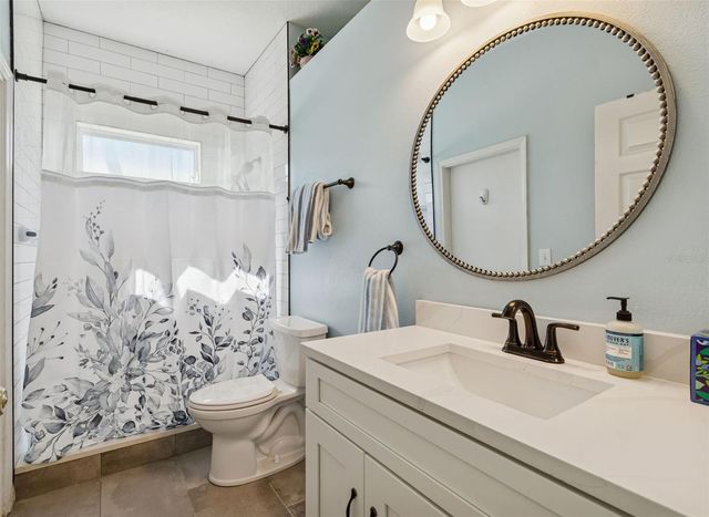 18922 FISHERMANS BEND DRIVE, Lutz, FL 33558