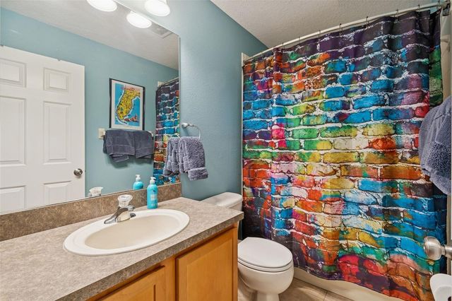 18922 FISHERMANS BEND DRIVE, Lutz, FL 33558