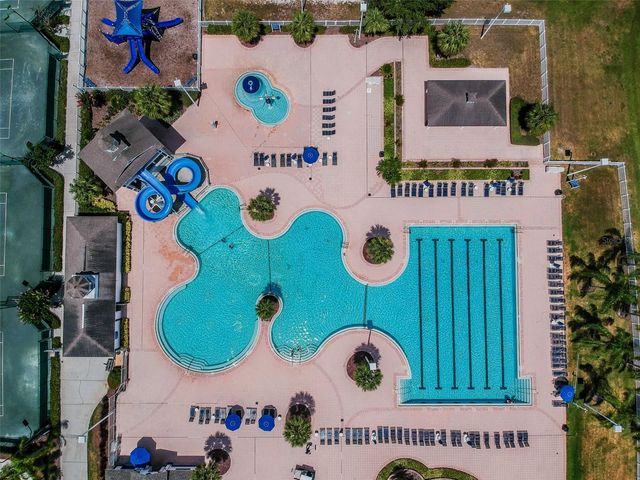 18922 FISHERMANS BEND DRIVE, Lutz, FL 33558