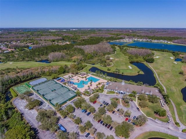 18922 FISHERMANS BEND DRIVE, Lutz, FL 33558