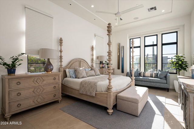 37200 N CAVE CREEK Road 1034, Scottsdale, AZ 85262