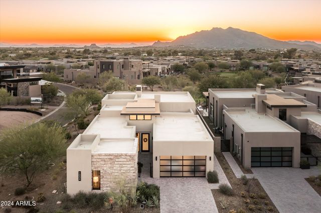 37200 N CAVE CREEK Road 1034, Scottsdale, AZ 85262