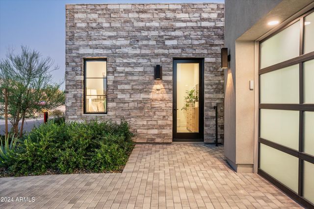 37200 N CAVE CREEK Road 1034, Scottsdale, AZ 85262