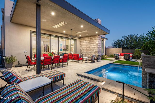 37200 N CAVE CREEK Road 1034, Scottsdale, AZ 85262