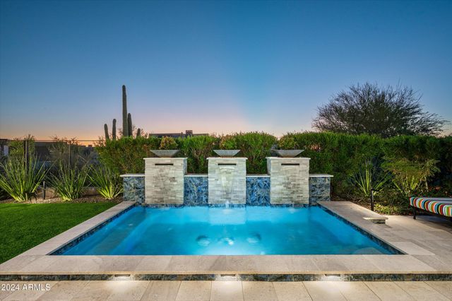 37200 N CAVE CREEK Road 1034, Scottsdale, AZ 85262