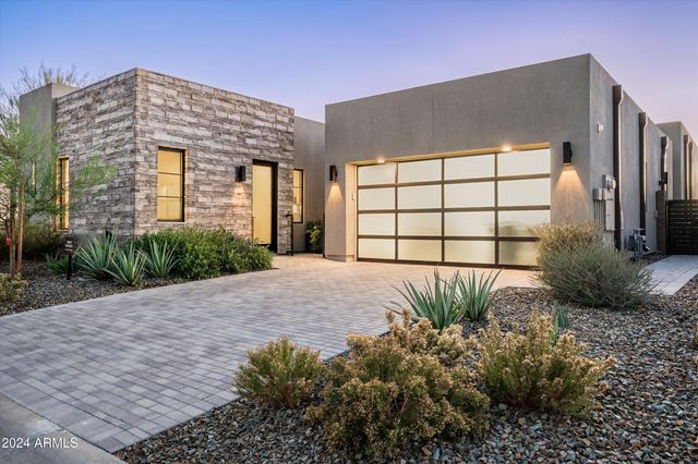 37200 N CAVE CREEK Road 1034, Scottsdale, AZ 85262