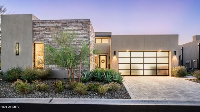 37200 N CAVE CREEK Road 1034, Scottsdale, AZ 85262