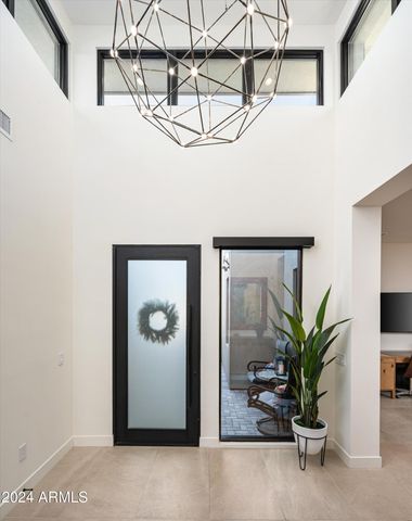 37200 N CAVE CREEK Road 1034, Scottsdale, AZ 85262